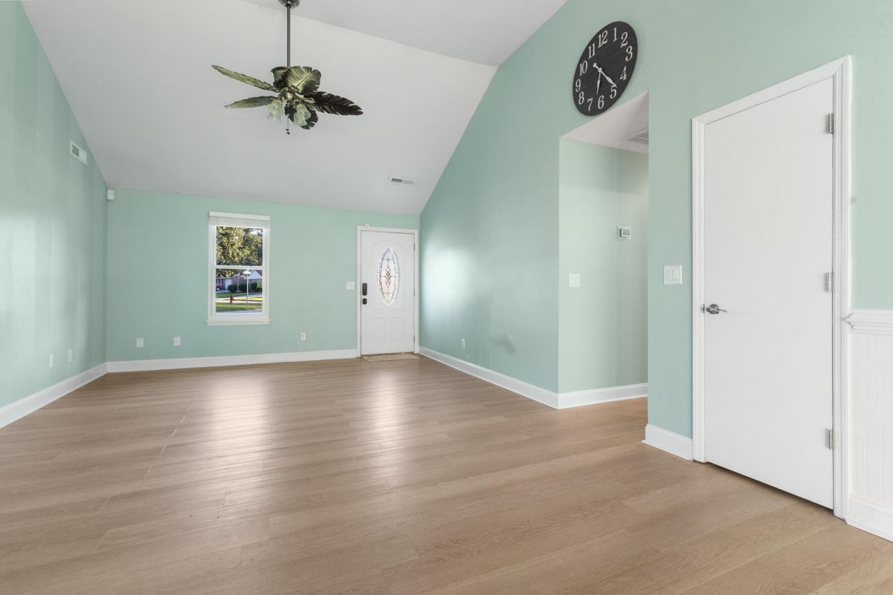 101 Ohio Way Photo 14