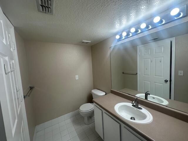 171 SW Palm Drive, Unit 208, Port Saint Lucie, FL 34986 Photo