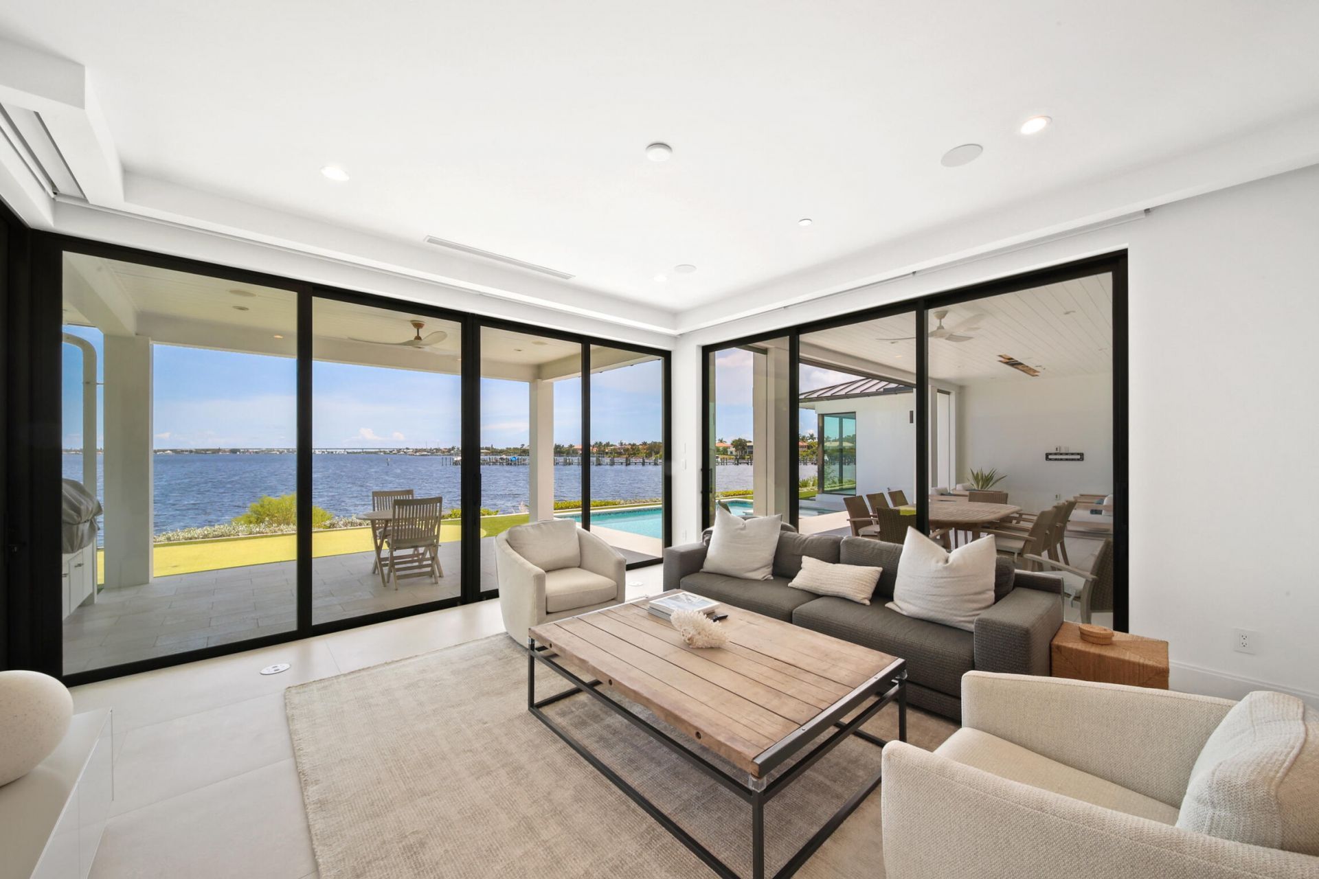 2834 SW Rivers End Way, Palm City, FL 34990 Photo