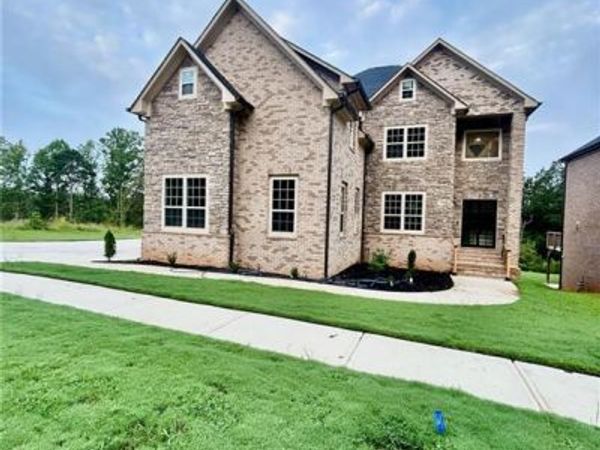 5618 Livesage Drive, Atlanta, GA 30349