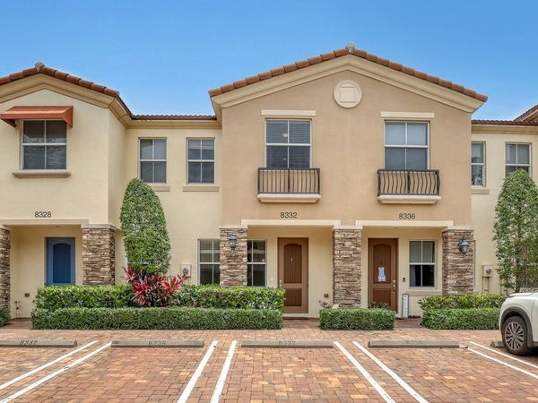 8332 Cocoplum Sound Lane, West Palm Beach, FL 33411