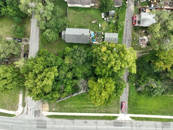 1208 Fairview Avenue, Fort Wayne, IN 46803