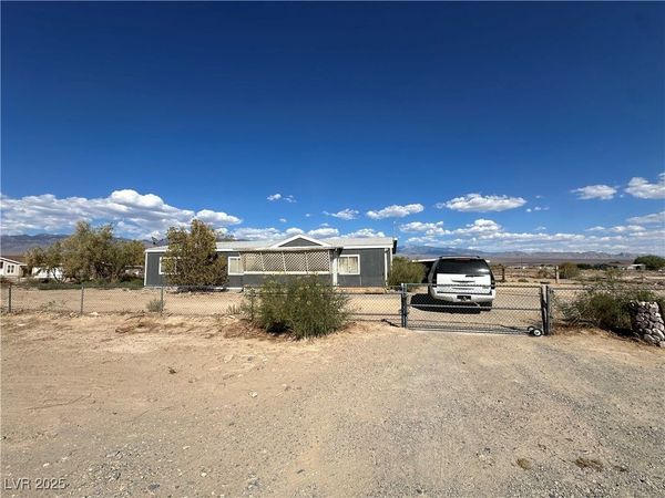 5321 N Linda Street, Pahrump, NV 89060