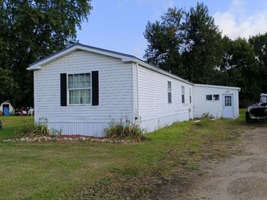 300 Main Street E, Unit 1, Bertha, MN 56437