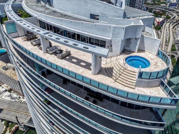 200 Biscayne Boulevard Way, Unit PH 5401, Miami, FL 33131