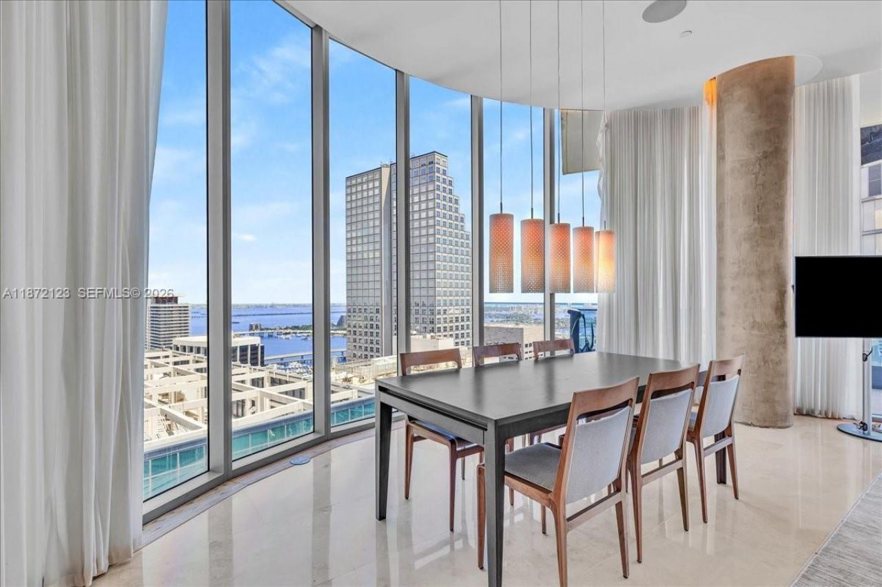 200 Biscayne Boulevard Way, Unit PH 5401, Miami, FL 33131 Photo