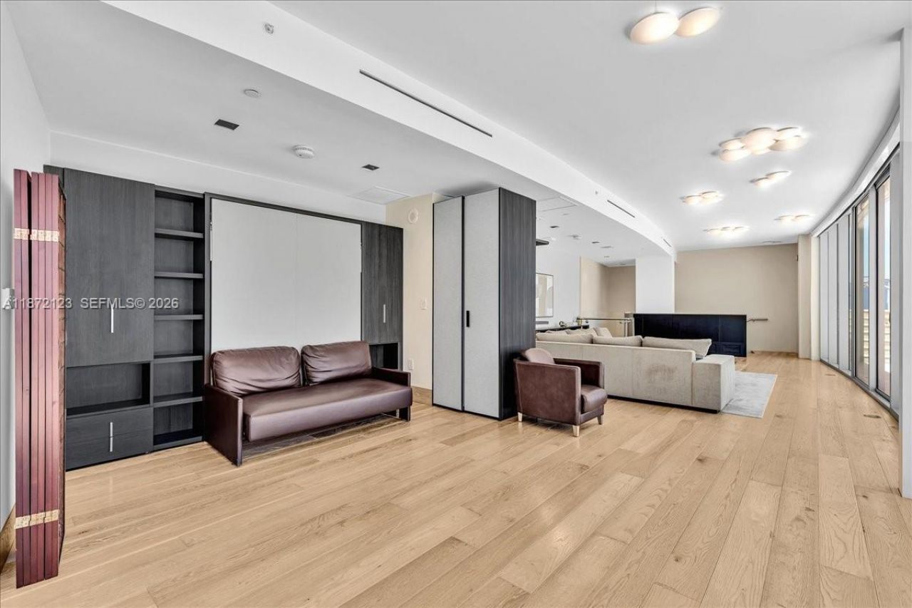 200 Biscayne Boulevard Way, Unit PH 5401, Miami, FL 33131 Photo