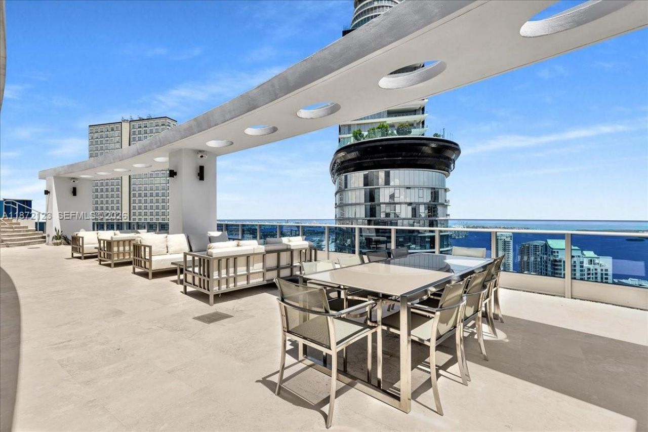 200 Biscayne Boulevard Way, Unit PH 5401, Miami, FL 33131 Photo