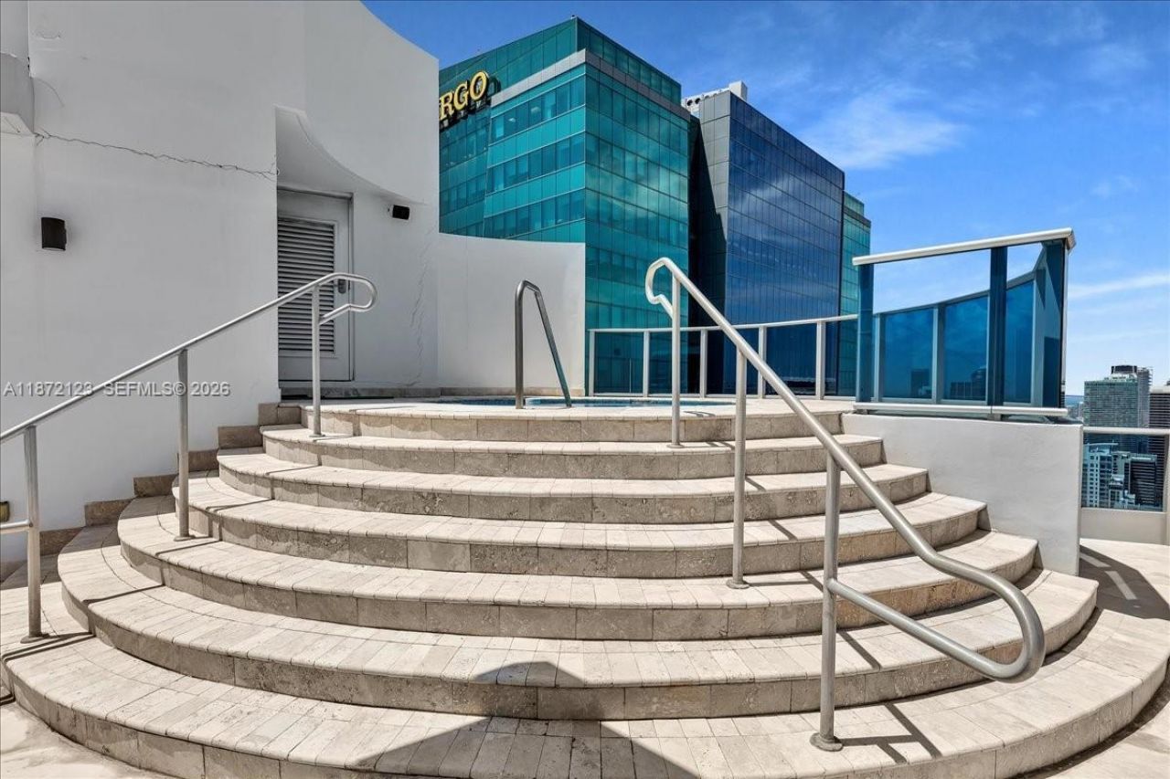 200 Biscayne Boulevard Way, Unit PH 5401, Miami, FL 33131 Photo