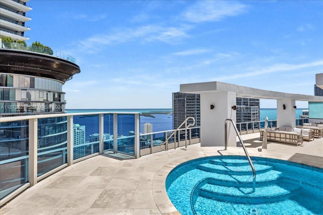 200 Biscayne Boulevard Way, Unit PH 5401, Miami, FL 33131 Photo