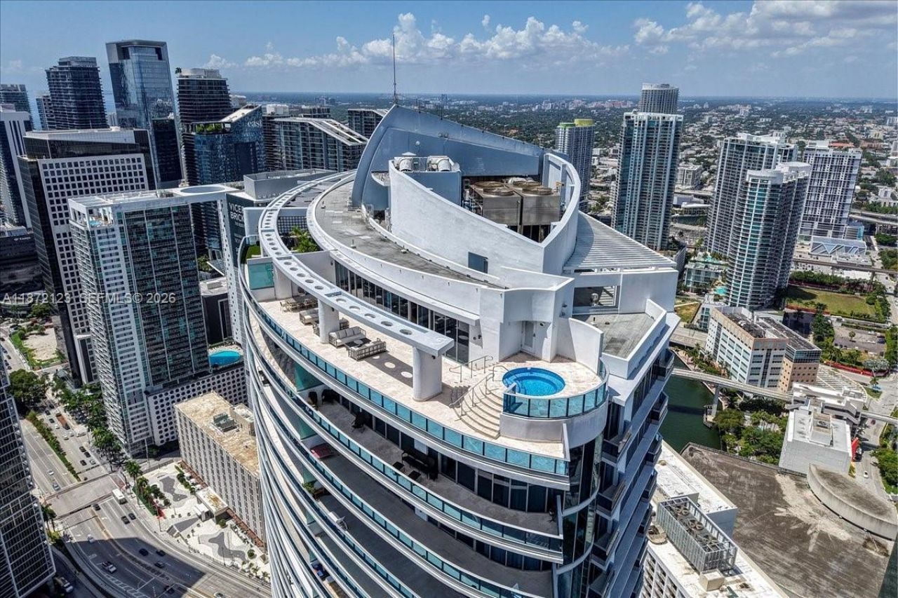 200 Biscayne Boulevard Way, Unit PH 5401, Miami, FL 33131 Photo