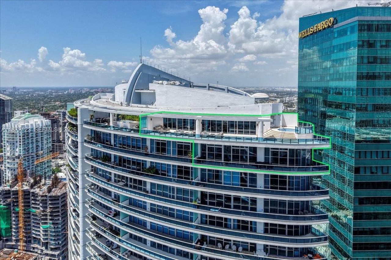 200 Biscayne Boulevard Way, Unit PH 5401, Miami, FL 33131 Photo