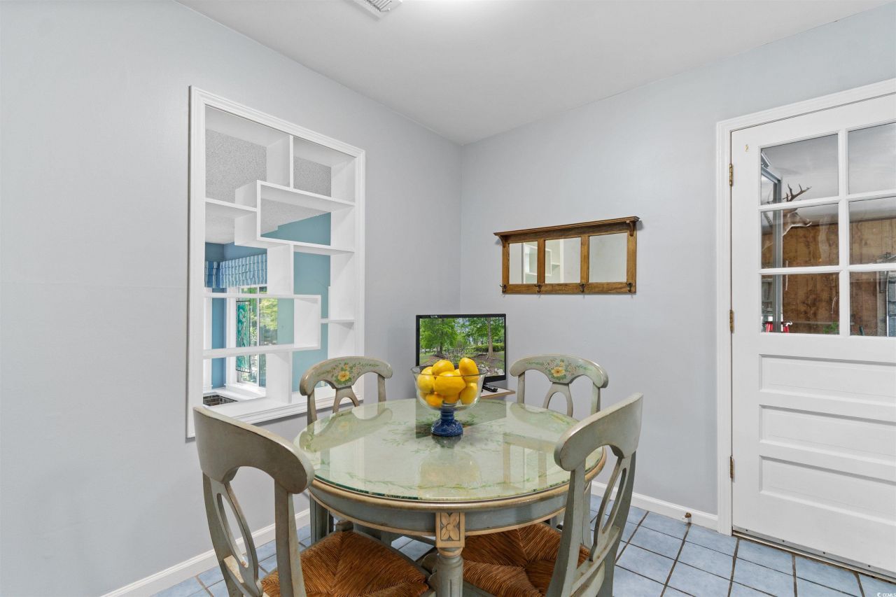 814 Second Ave. Photo 16