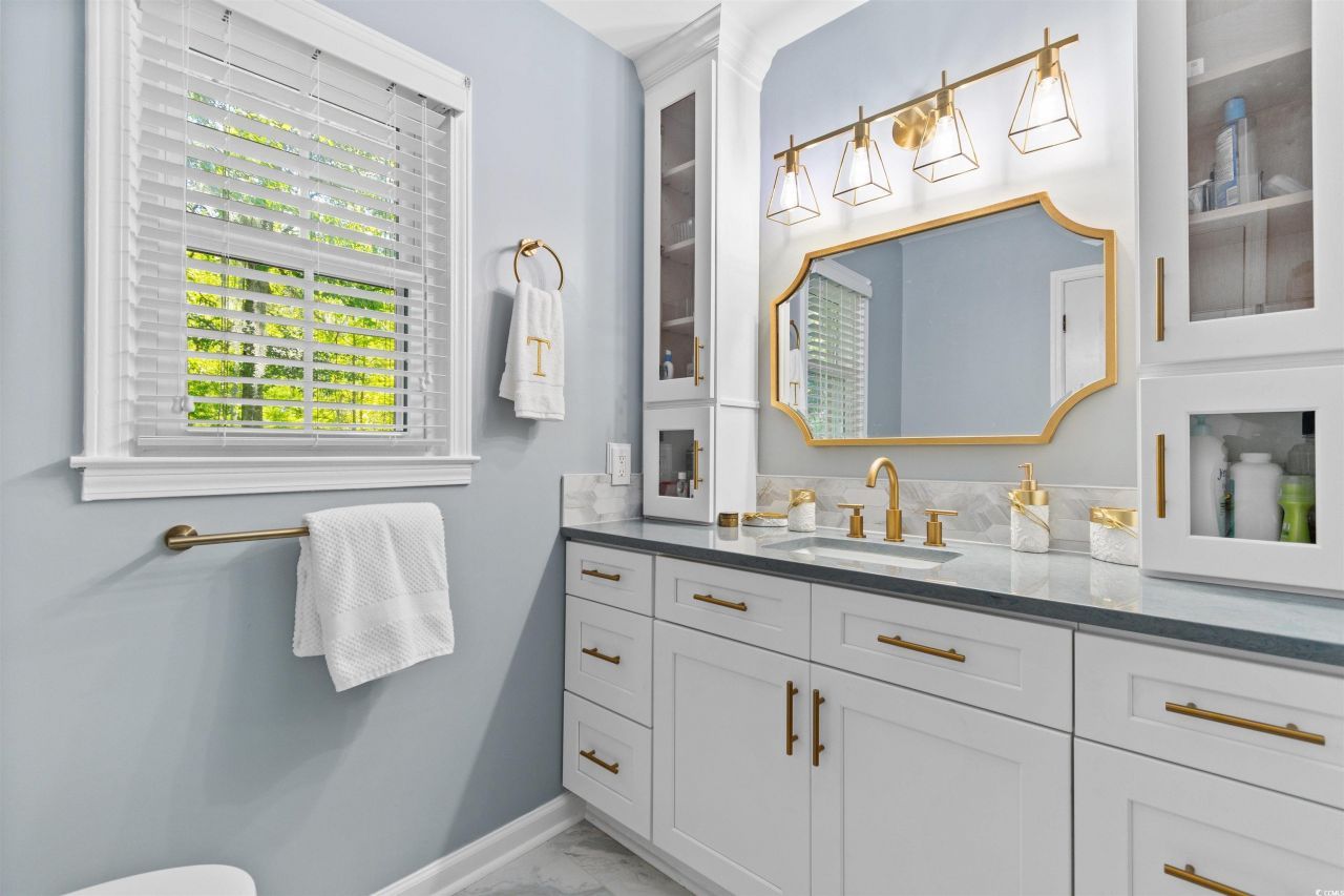 814 Second Ave. Photo 20