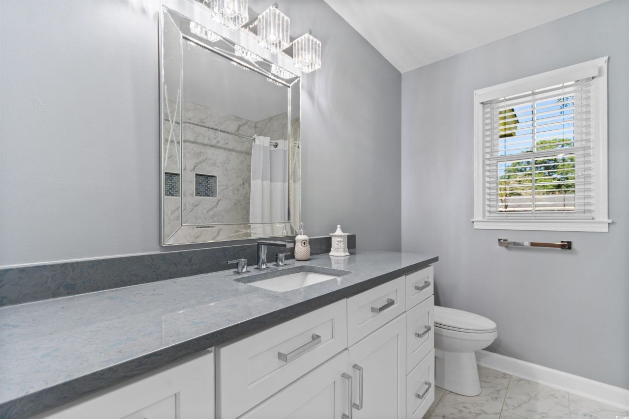 814 Second Ave. Photo 24