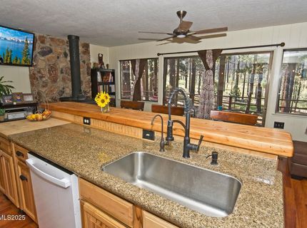 555 Pleasant Valley Road, Markleeville, CA 96120 Photo