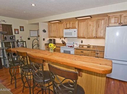 555 Pleasant Valley Road, Markleeville, CA 96120 Photo