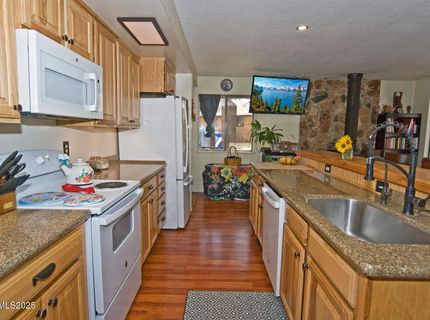 555 Pleasant Valley Road, Markleeville, CA 96120 Photo