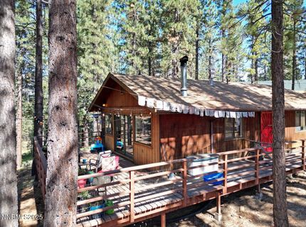 555 Pleasant Valley Road, Markleeville, CA 96120 Photo