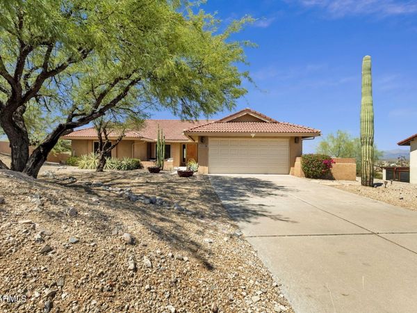 16002 E EL LAGO Boulevard, Fountain Hills, AZ 85268