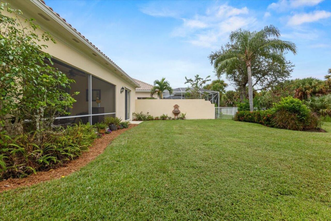 9182 SE Eldorado Way, Hobe Sound, FL 33455 Photo