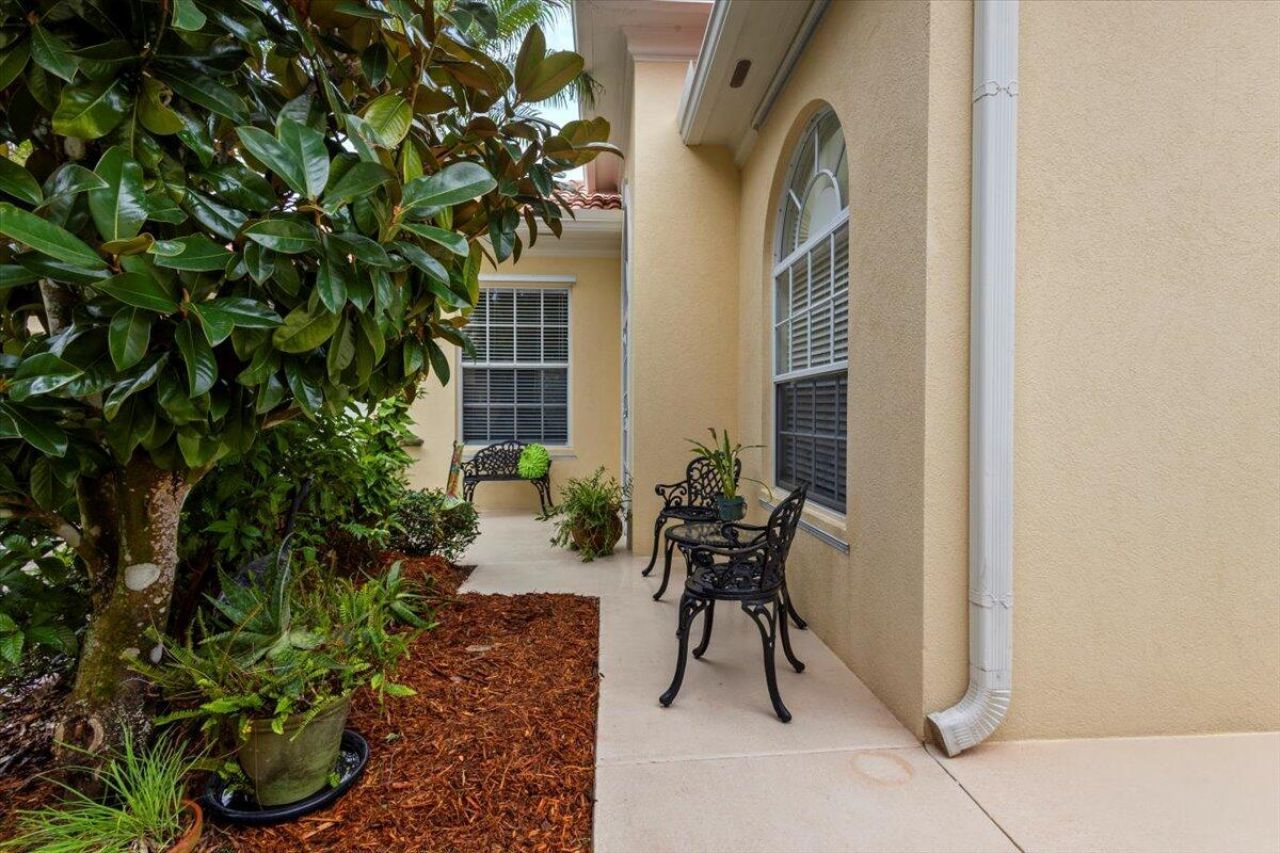 9182 SE Eldorado Way, Hobe Sound, FL 33455 Photo