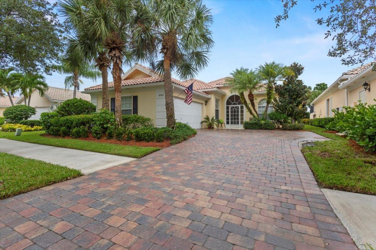 9182 SE Eldorado Way, Hobe Sound, FL 33455 Photo