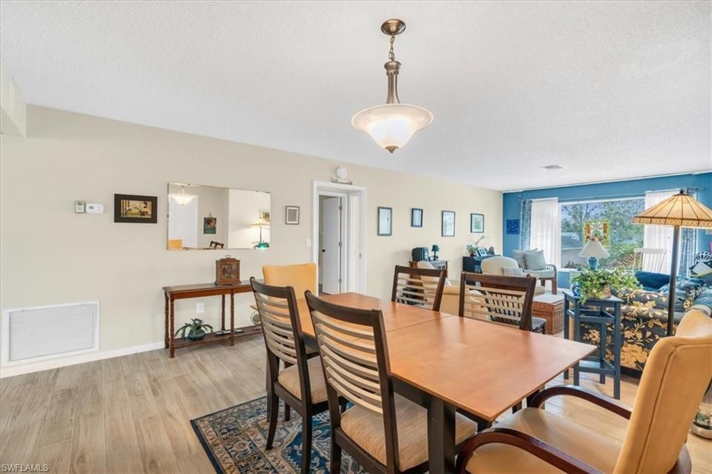 1376 S Brandywine Cir, Unit 4, Fort Myers, FL 33919 Photo