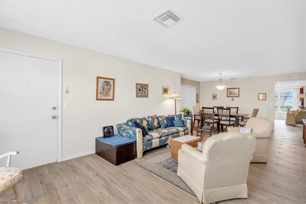 1376 S Brandywine Cir, Unit 4, Fort Myers, FL 33919 Photo