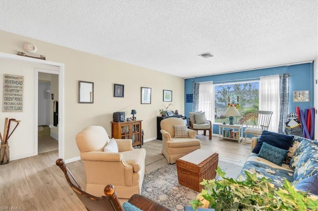 1376 S Brandywine Cir, Unit 4, Fort Myers, FL 33919 Photo