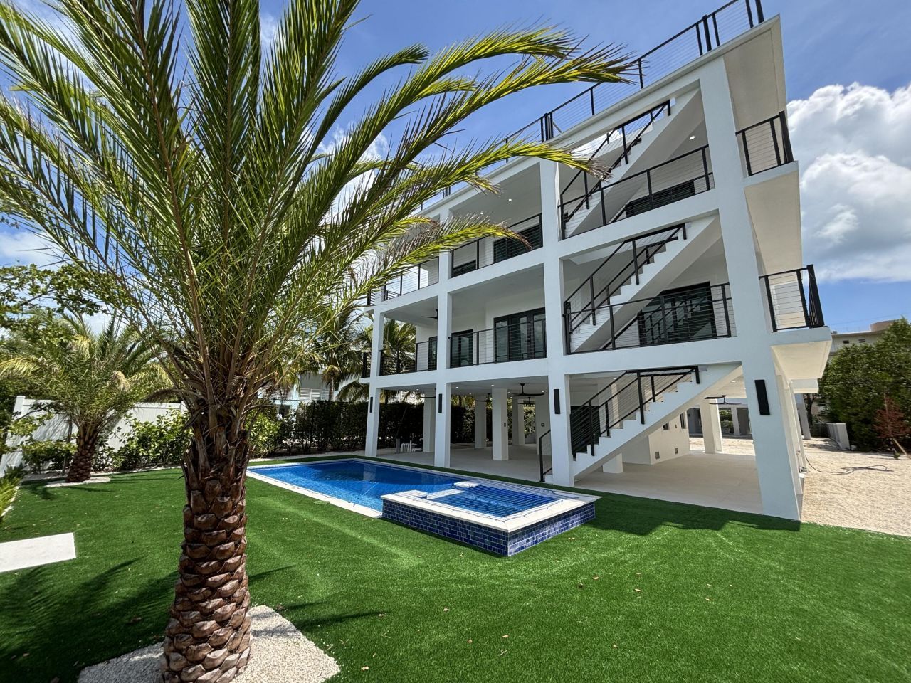 191 Fontaine Drive, Tavernier, FL 33070 Photo