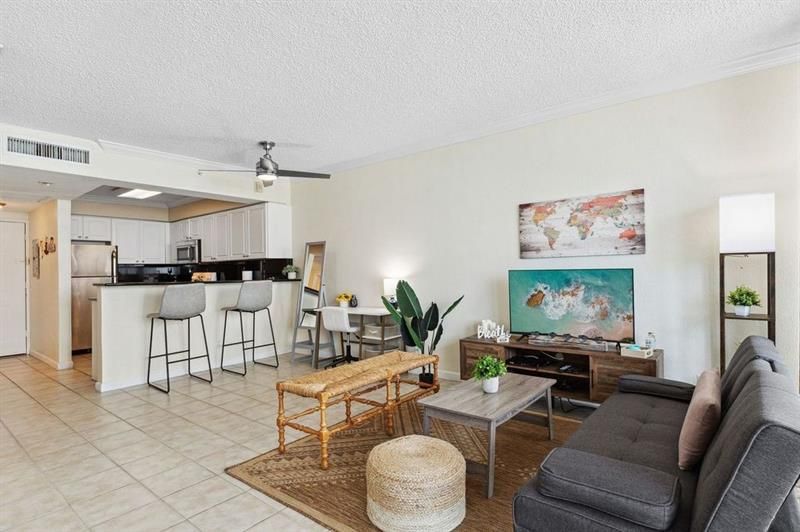 2501 S Ocean Drive, Unit 304, Hollywood, FL 33019 Photo