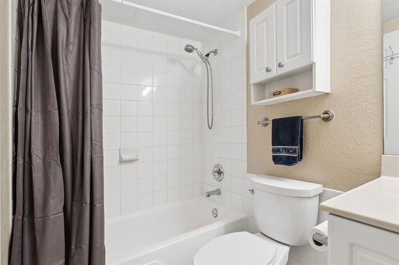 2501 S Ocean Drive, Unit 304, Hollywood, FL 33019 Photo