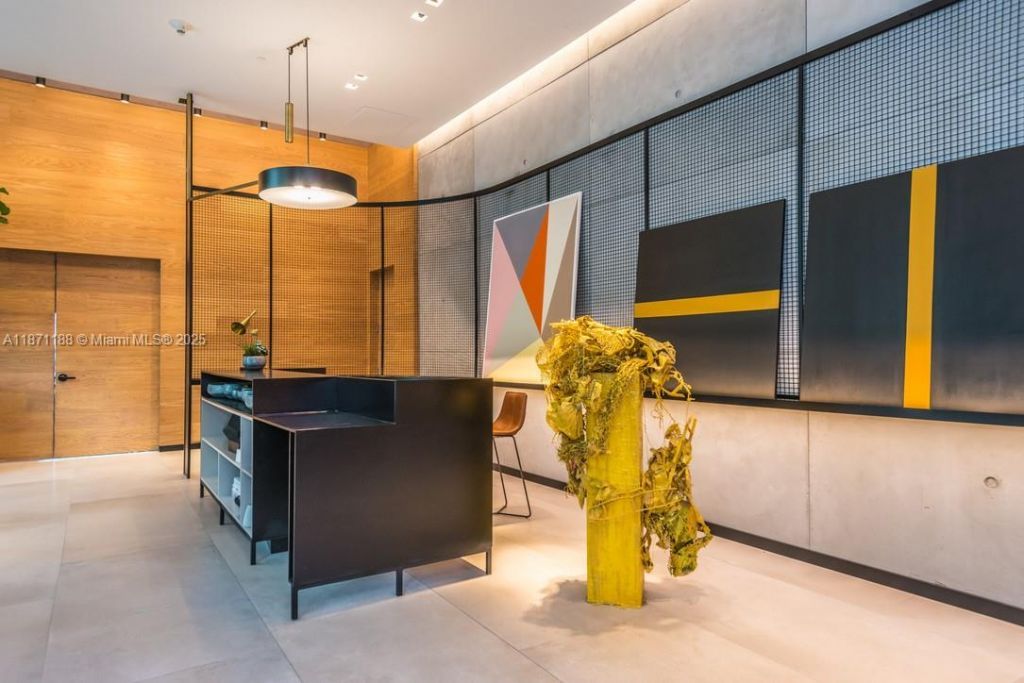 121 NE 34 St, Unit 901, Miami, FL 33137 Photo