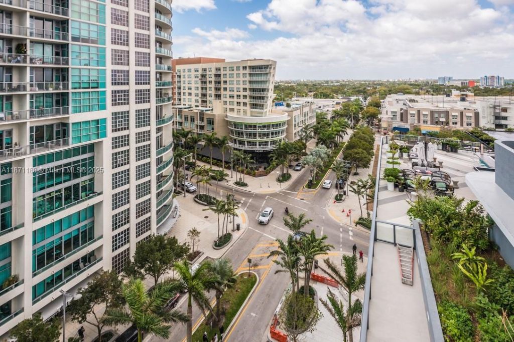 121 NE 34 St, Unit 901, Miami, FL 33137 Photo