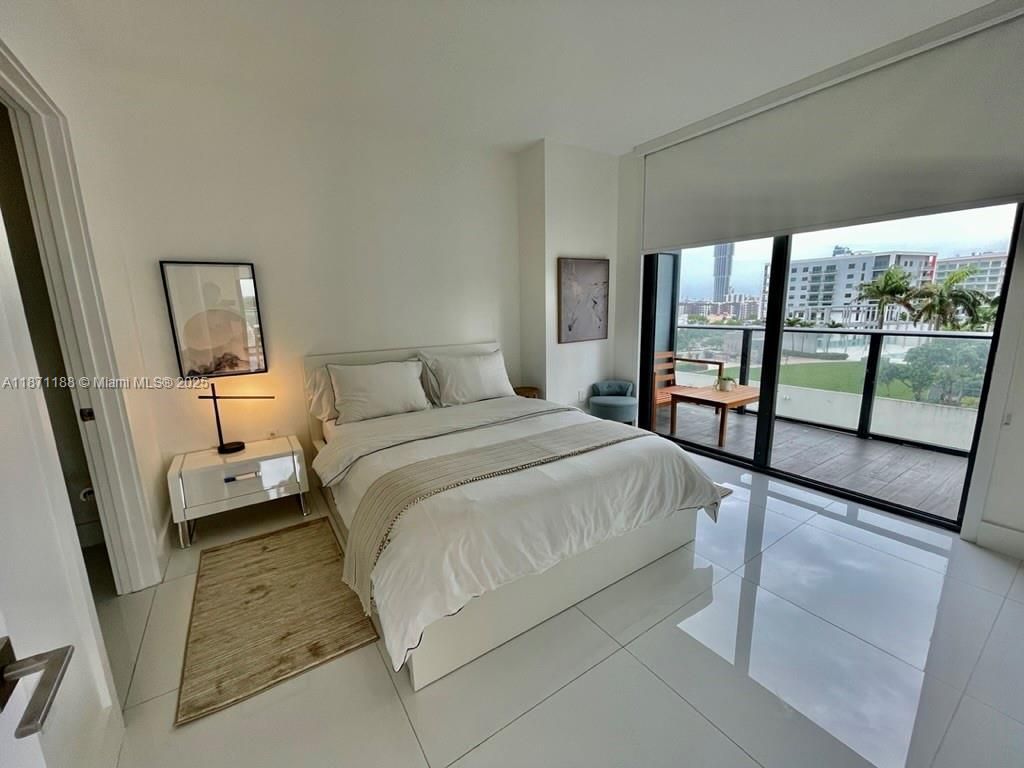 121 NE 34 St, Unit 901, Miami, FL 33137 Photo