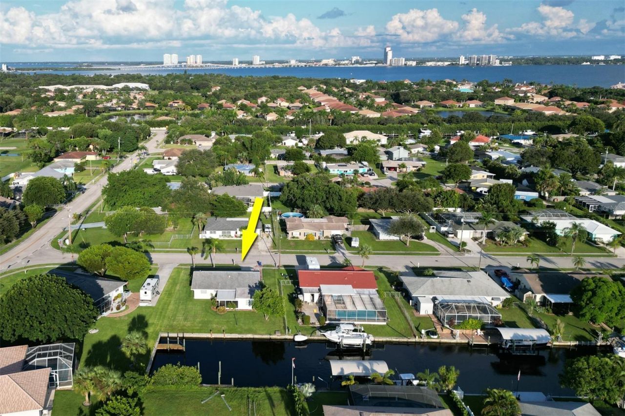 4711 Forest Glen Drive, North Fort Myers, FL 33903 Photo