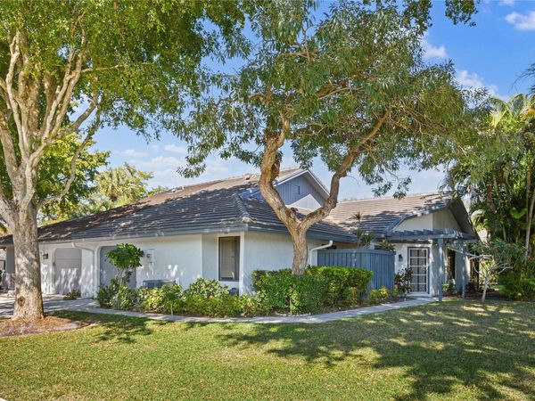 5051 Pine Drive, Boynton Beach, FL 33437