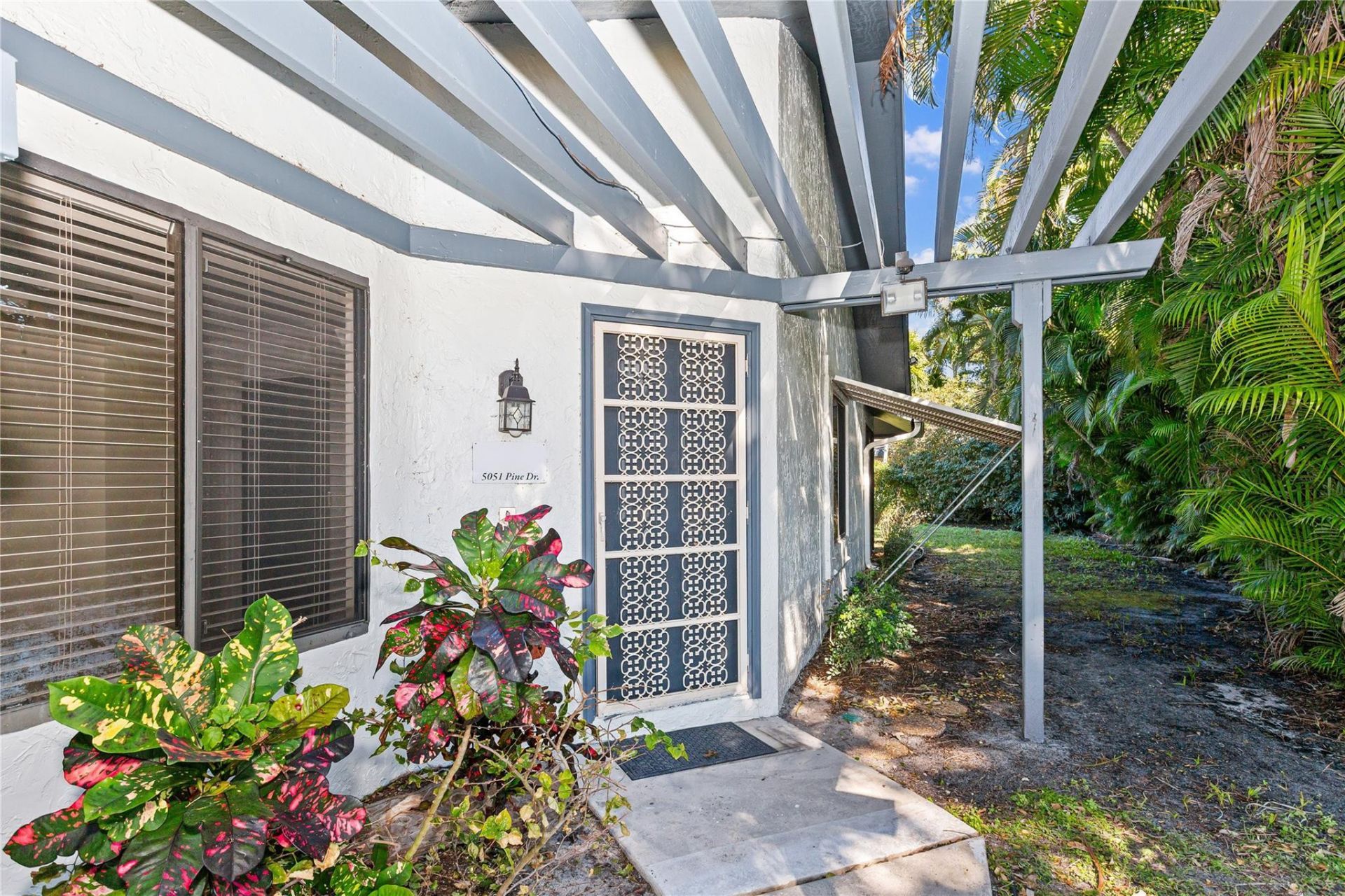 5051 Pine Drive, Boynton Beach, FL 33437 Photo