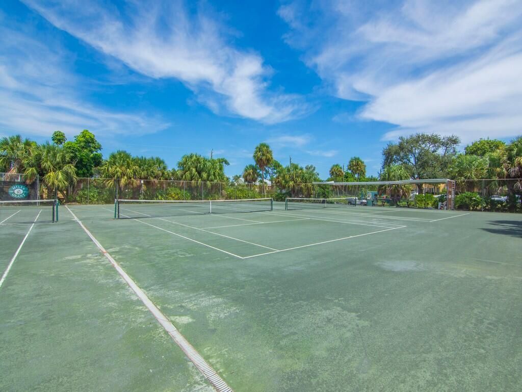 5373 SE Miles Grant Road, Unit 208, Stuart, FL 34997 Photo