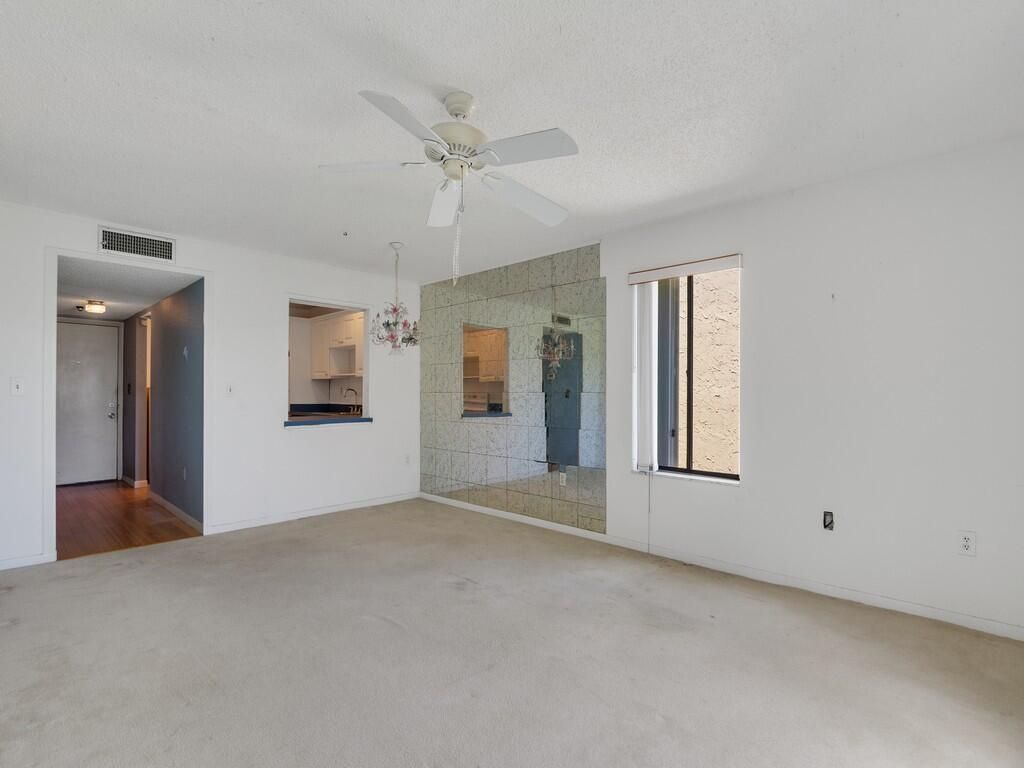 5373 SE Miles Grant Road, Unit 208, Stuart, FL 34997 Photo