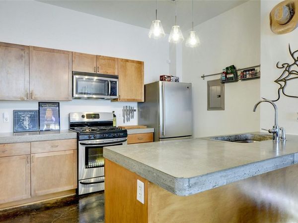 2401 E 6th ST, Unit 5068, Austin, TX 78702