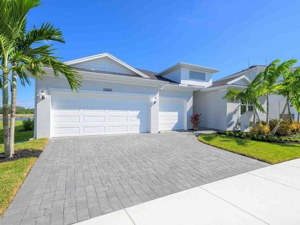 10661 NW Suncrest Lp, Port St Lucie, FL 34987