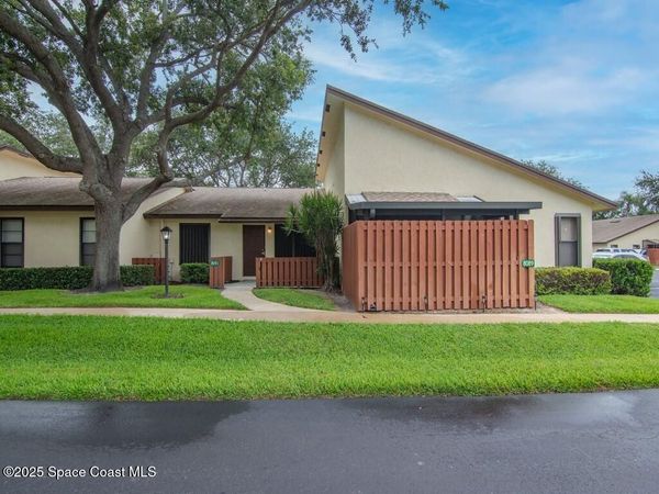 8091 SE Villa Circle, Hobe Sound, FL 33455