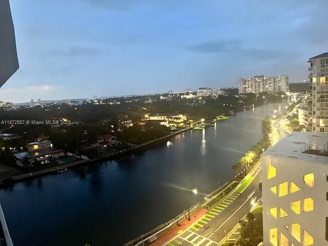 3200 Collins Ave, Unit 11-3, Miami Beach, FL 33140 Photo