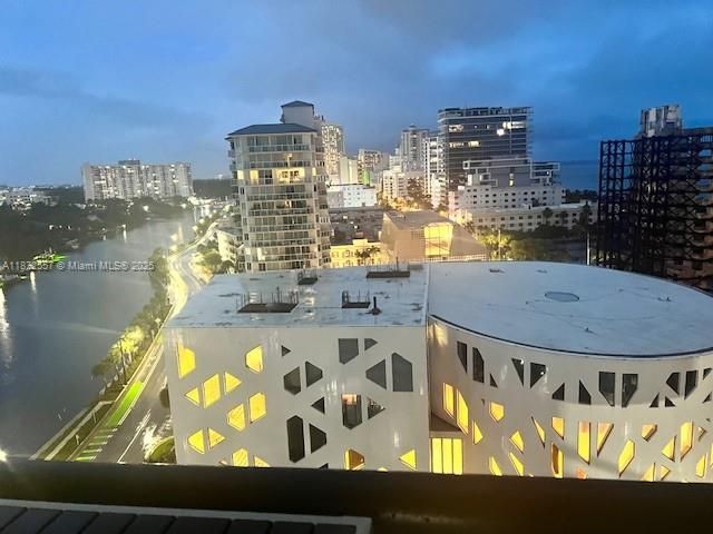 3200 Collins Ave, Unit 11-3, Miami Beach, FL 33140 Photo