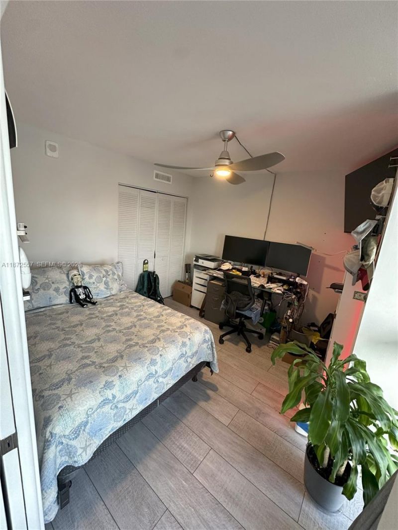 3200 Collins Ave, Unit 11-3, Miami Beach, FL 33140 Photo