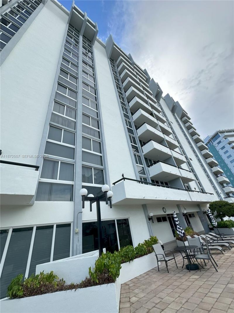 3200 Collins Ave, Unit 11-3, Miami Beach, FL 33140 Photo