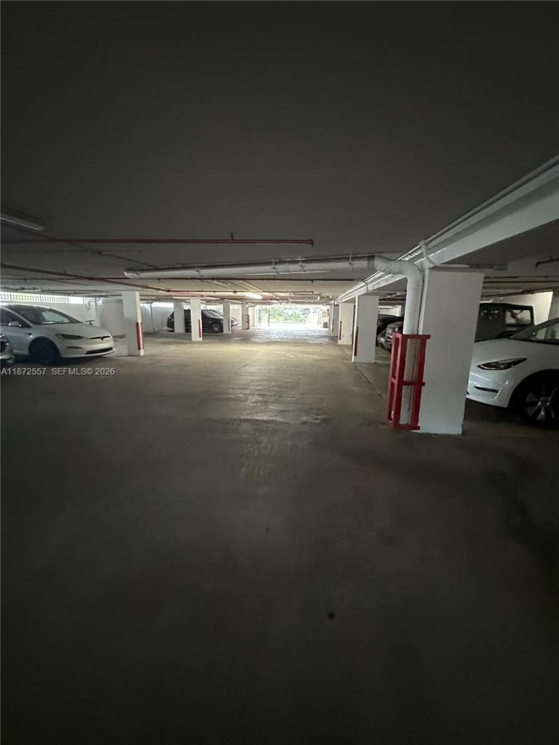 3200 Collins Ave, Unit 11-3, Miami Beach, FL 33140 Photo