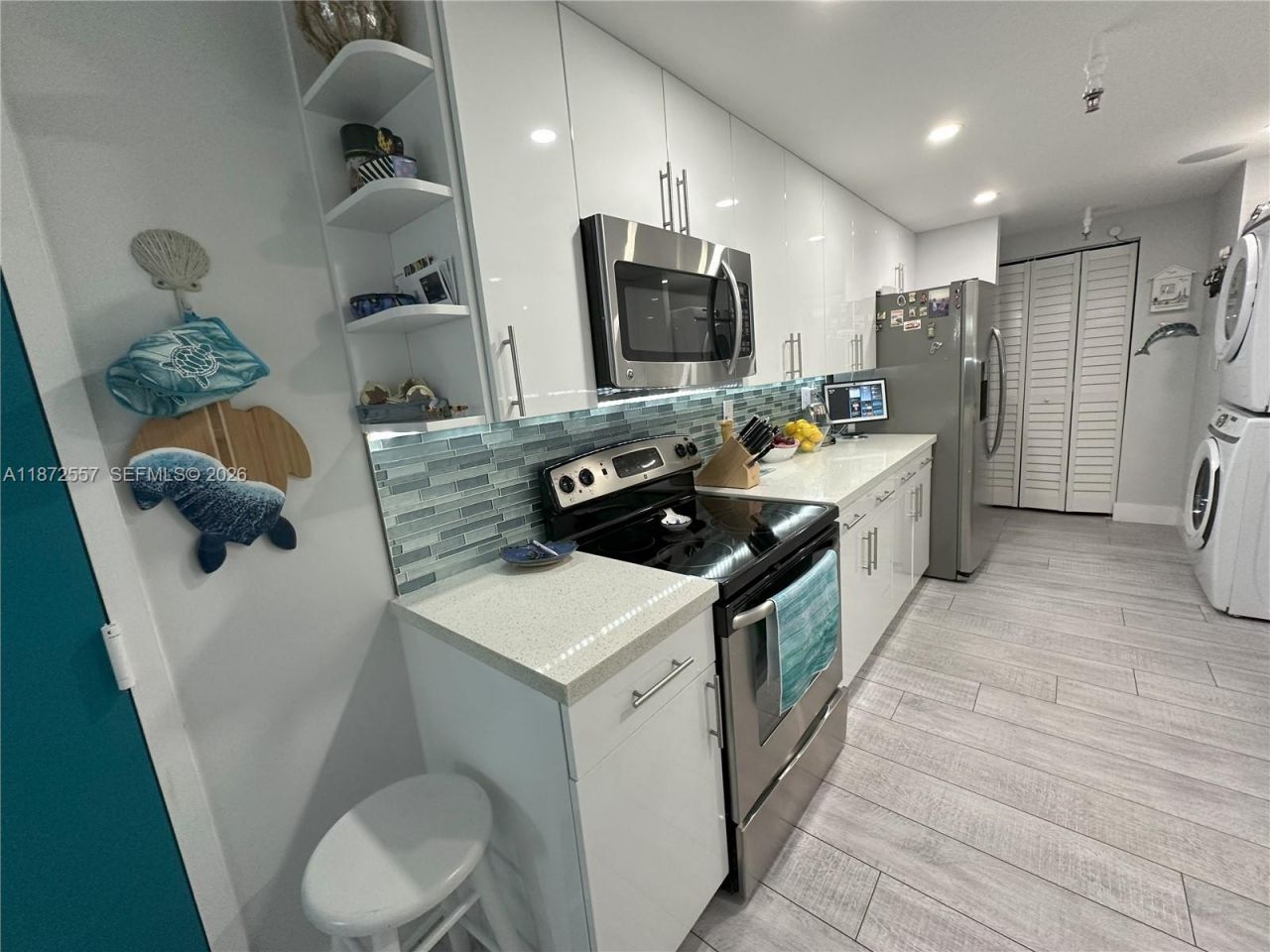 3200 Collins Ave, Unit 11-3, Miami Beach, FL 33140 Photo